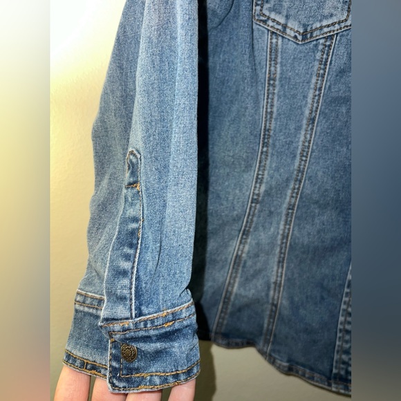 Diane Gilman Women’s Detailed Denim Long Sleeve Jacket! Size M. - Picture 8 of 15